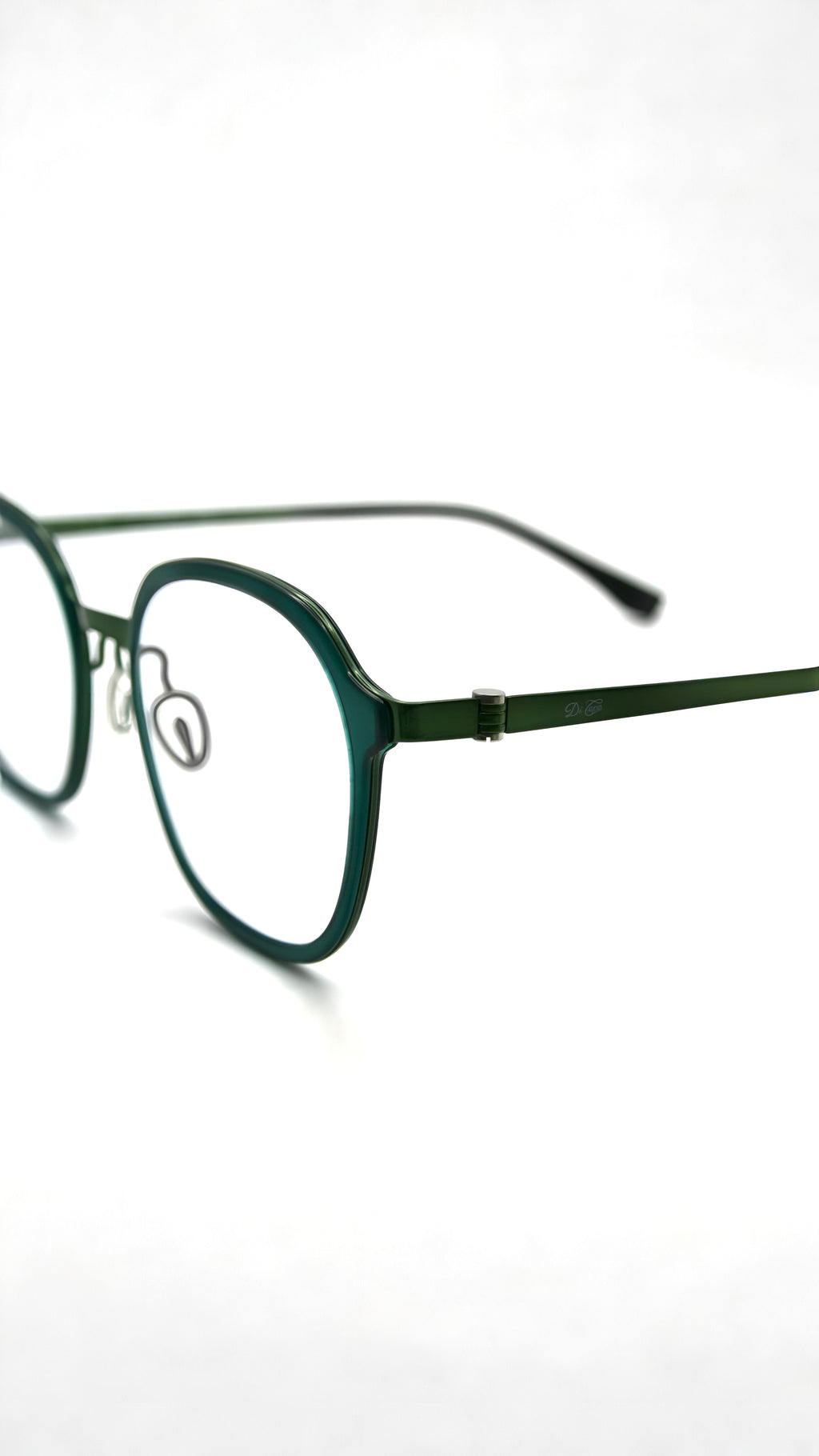 Miranda Green titanium frame - Di Capo screen glasses