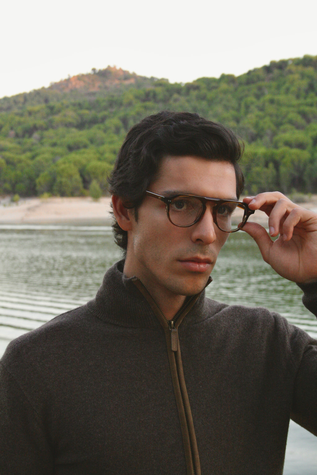 Di Capo Siargao sunglasses - Black acetate frame detail